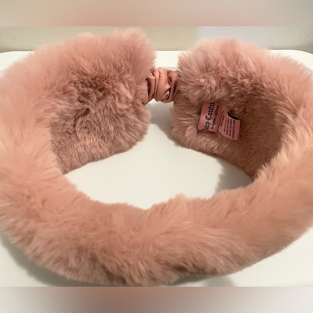 Juicy Couture Pink Sparkle Bling Heart Faux Fur Warm Headband Accessory - Picture 3 of 5